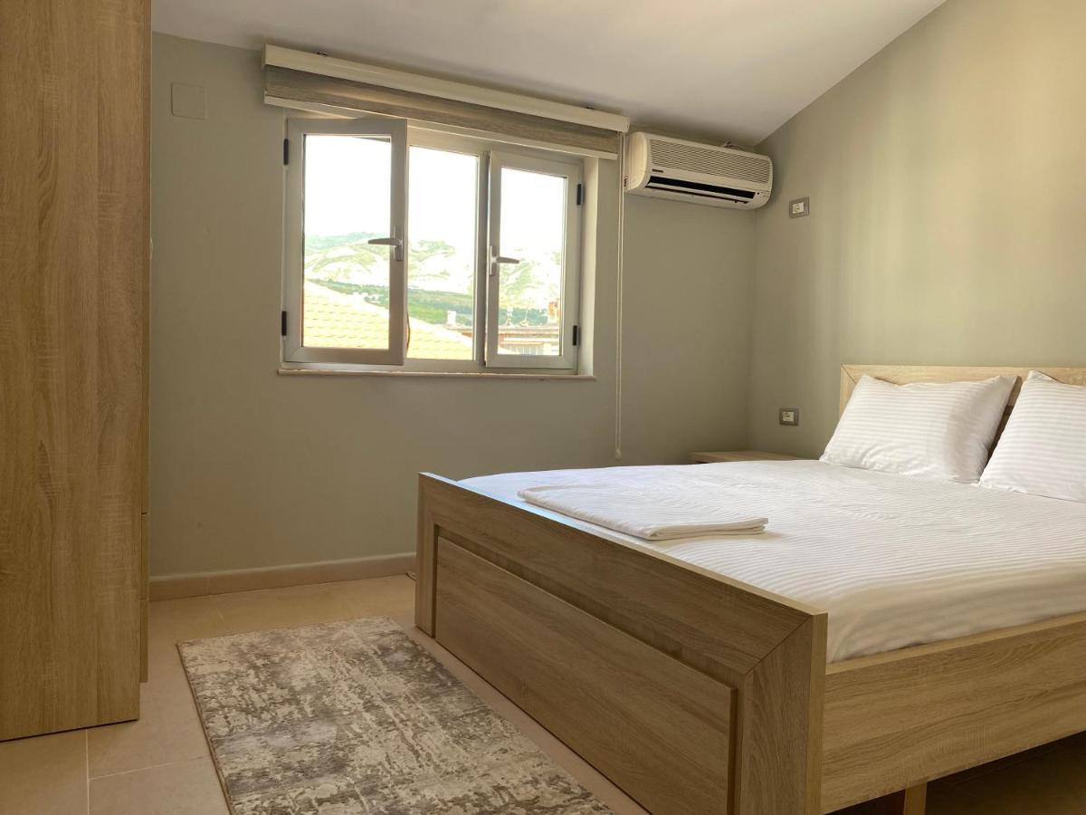 Cozy Guesthome Korce Exterior foto